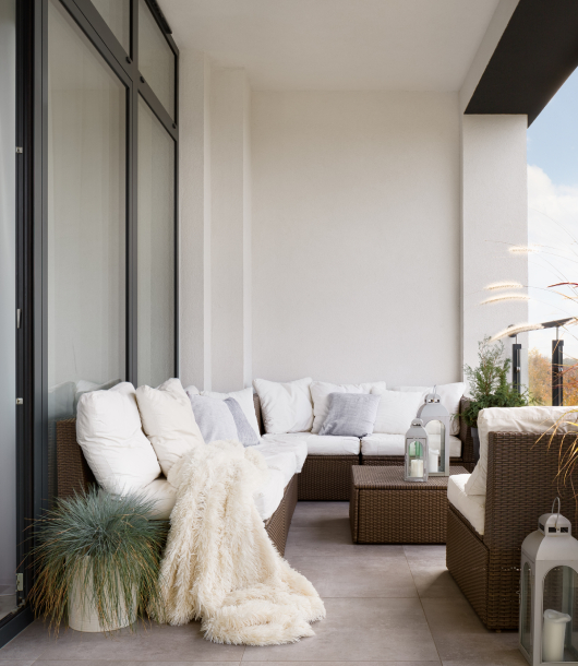 los mejores consejos para decorar tu balcón