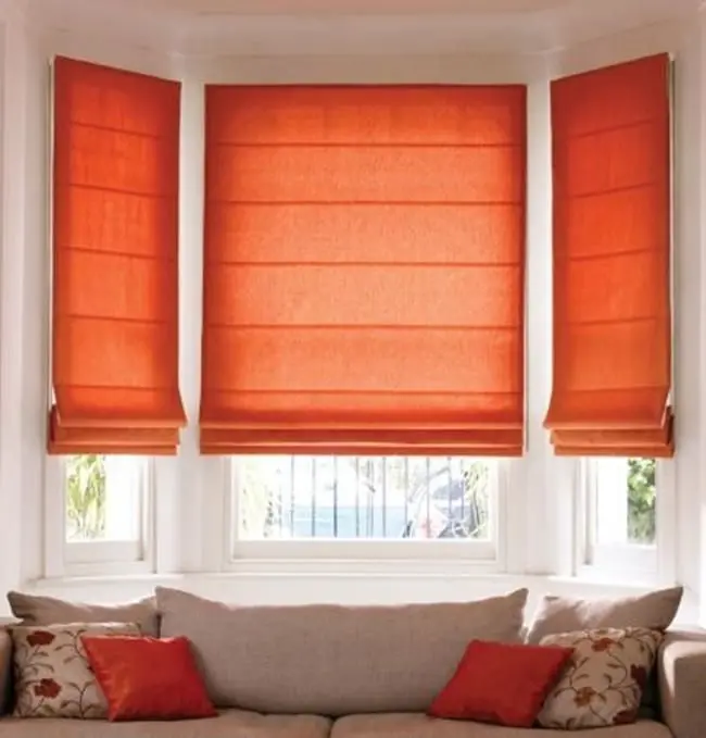 Cortinas de colores vibrantes