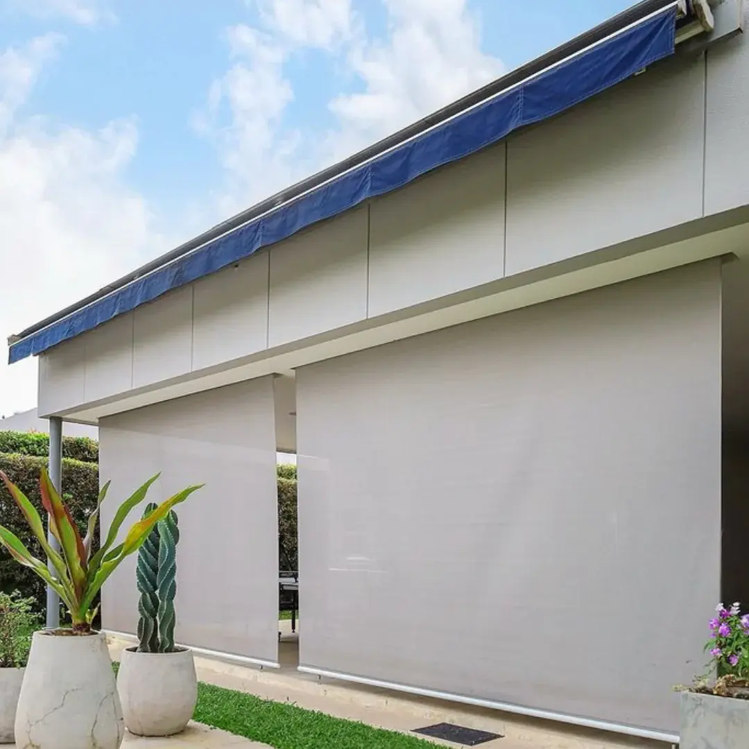 Toldos verticales enrollables (tipo screen)