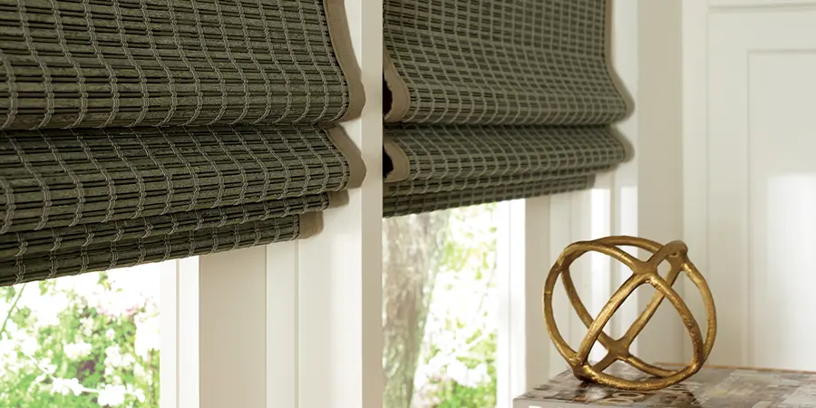 Cortinas romanas tipo cascada o con pliegue suave