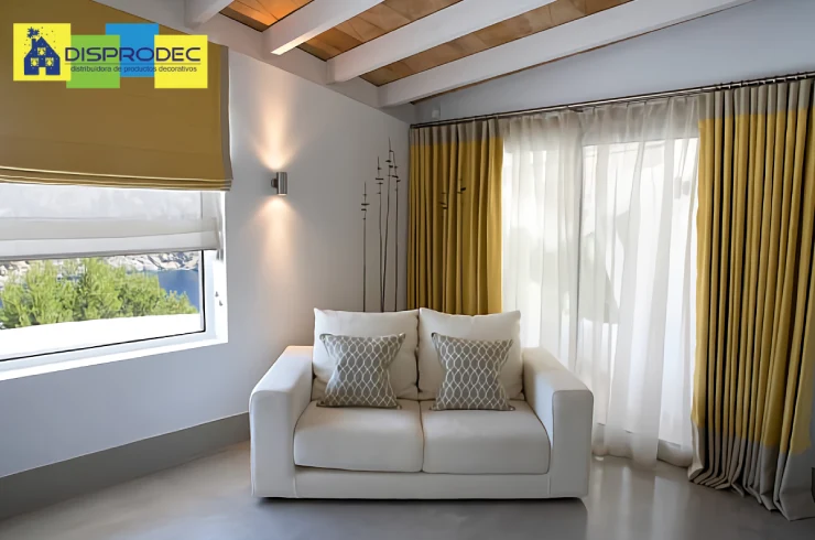 Elige la mejor opción entre cortinas y persianas